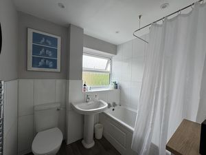 FAMILY BATHROOM- click for photo gallery